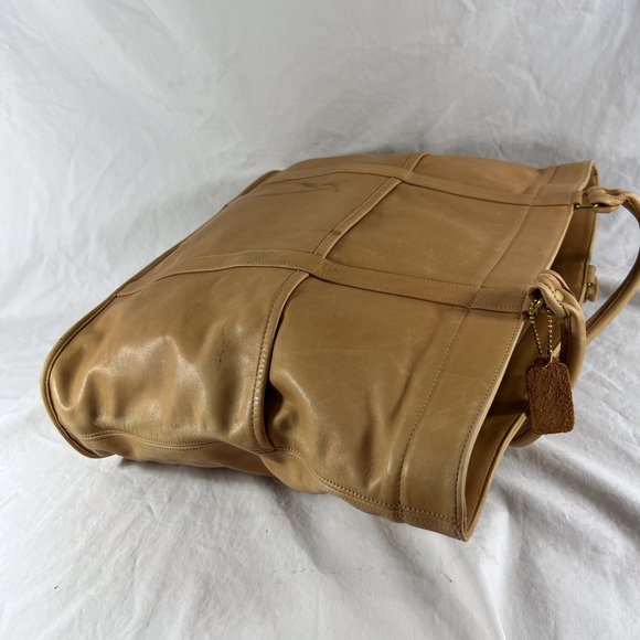 80's COACH Tan Leather Vintage Large Shopper Tote Bag Made in The United States - Picture 7 of 17